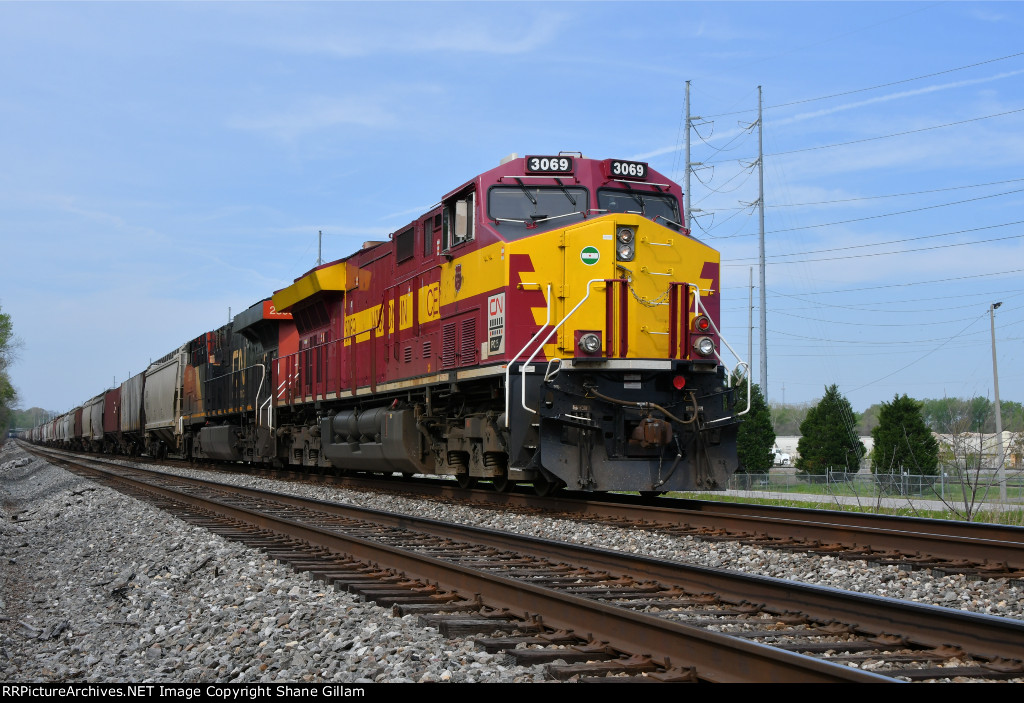 CN 3069 Sit's tied down on the Mainline.